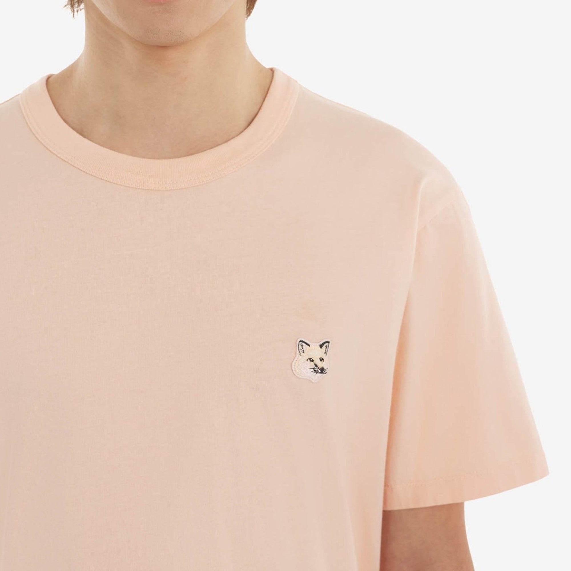 Men Tonal Fox Head Patch Regular Tee-Shirt - Peach